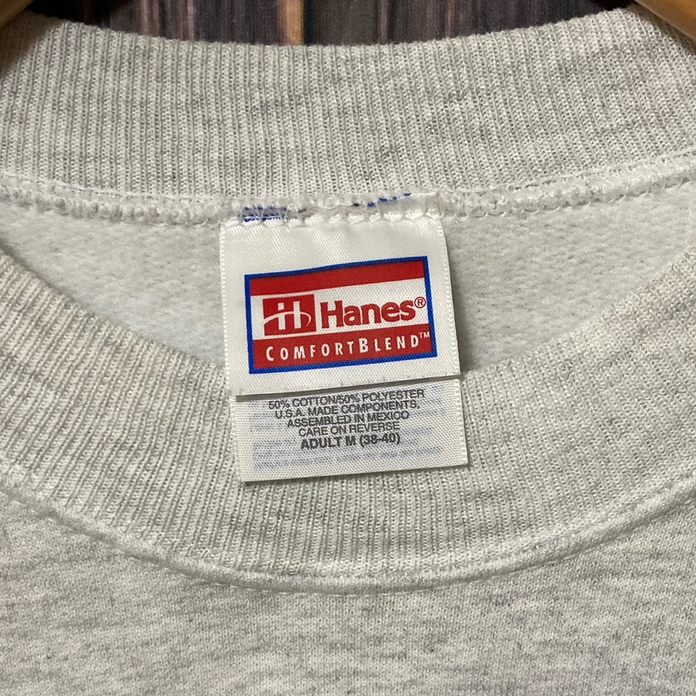 Vintage 90’s Hanes ComfortBlend “Get Your Button Gear” White Crew Neck - Adult M - Picture 2 of 4